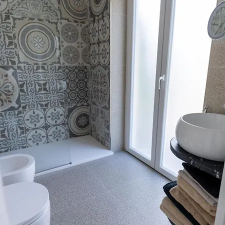 Lejlighed I Paralumi - Design, Luce E Relax A Rom