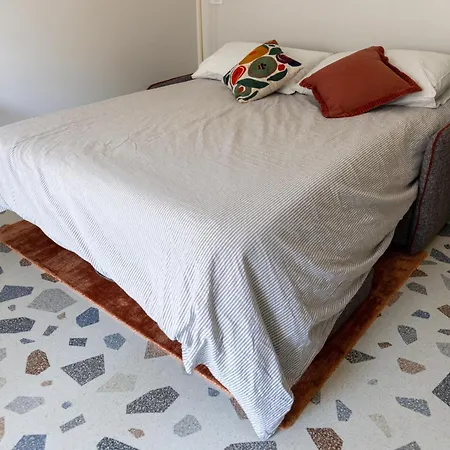 Lejlighed I Paralumi - Design, Luce E Relax A *
